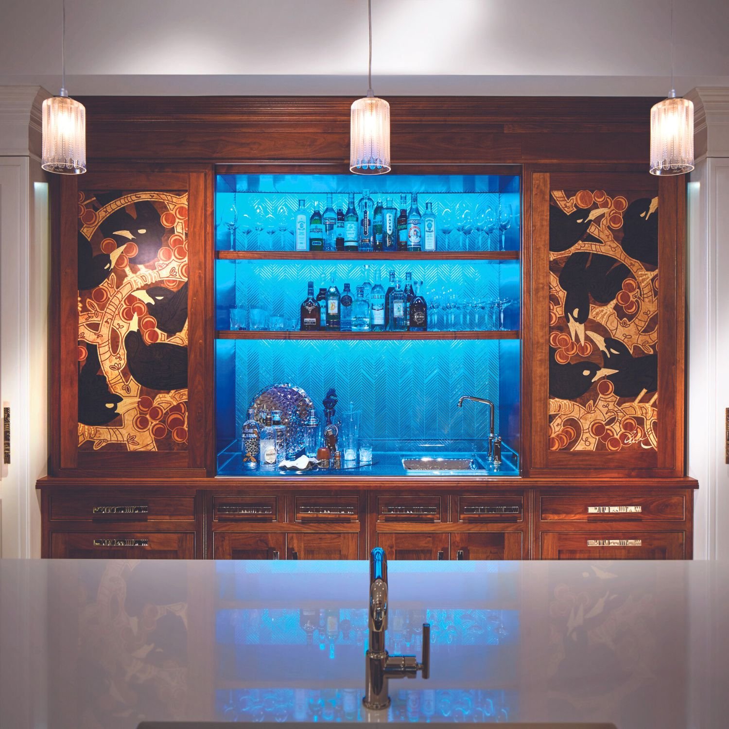 marquetry-bar